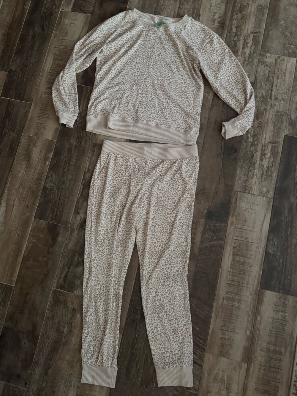 Honeydew Intimates Cream Leopard-Print Pajama Set